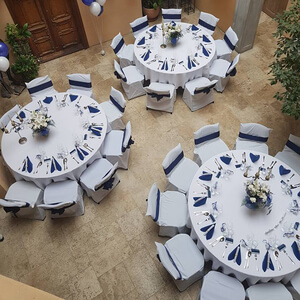 plac kolegiacki restauracja